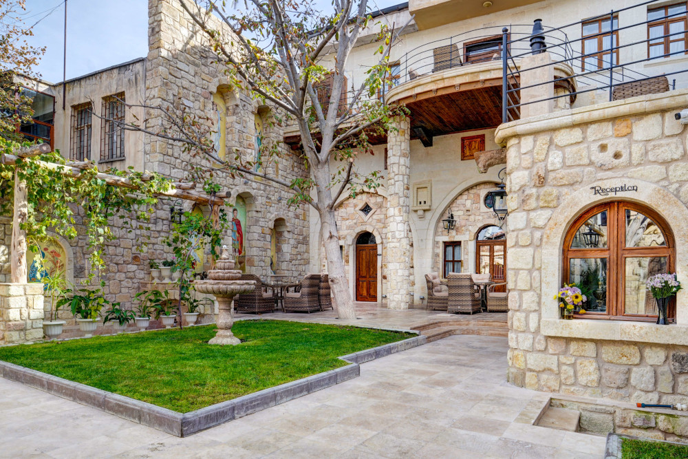 Why Kayataş Cave Suites is the Perfect Base for Your Cappadocia Adventure